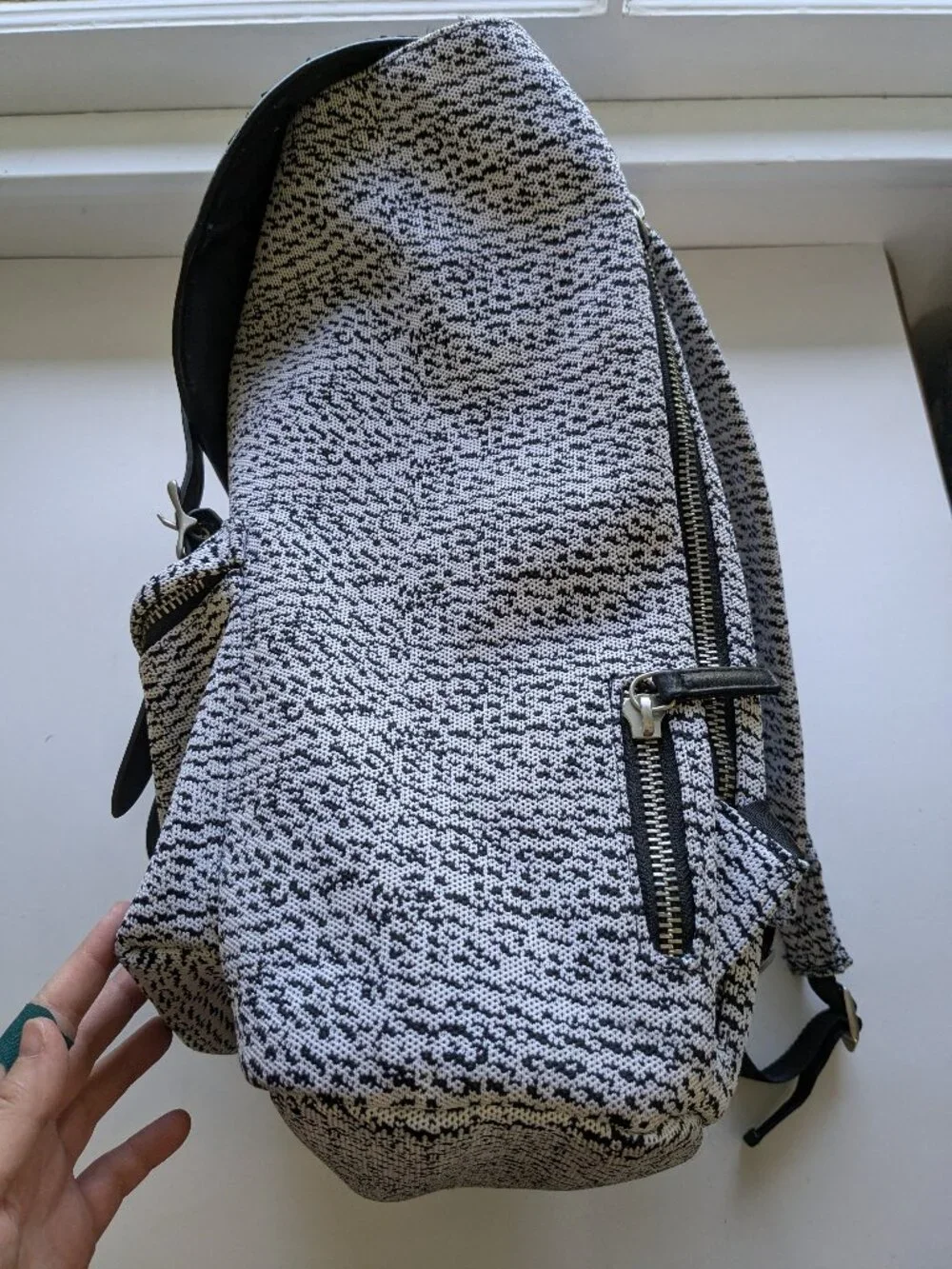 Mozay Backpack Opal Backpack Dreamweave Oreo Knit Laptop Pocket Black White